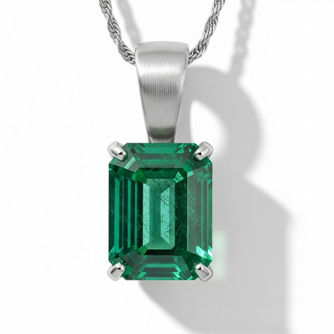 emerald necklace at Muscat Oman